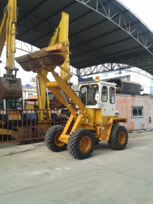 ต้องการขายรถตักล้อยางยี่ห้อ komatsu-507รถนอกนำเข้าจากญี่ปุ่น ต้องการขายรถตักล้อยางยี่ห้อ komatsu-507รถนอกนำเข้าจากญี่ปุ่น