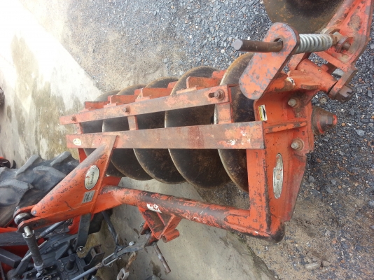 คูโบต้าL2808 4 WD พร้อมผาน 5 ตราช้าง