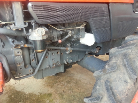 คูโบต้าL2808 4 WD พร้อมผาน 5 ตราช้าง