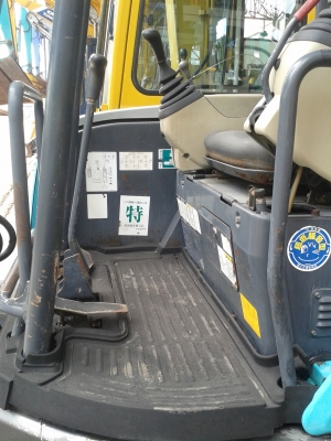 ต้องการขายรถแบคโฮยี่ห้อ  kobelco-sk35sr-2e รถนอกนำเข้าจากญี่ปุ่น