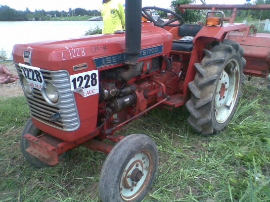 รถไถ ISEKI TS1700 ใส่แบตฯใช้งานได้เลย ลดกระหน่ำเหลือ 40000 รถไถ ISEKI TS1700 ใส่แบตฯใช้งานได้เลย ลดกระหน่ำเหลือ 40000