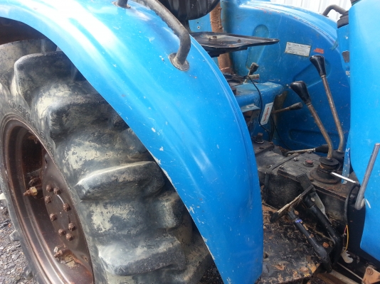 แชมป์ 484 4 WD ตามสภาพเครื่องดีเกียร์ดี