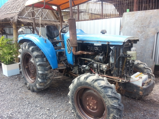 แชมป์ 484 4 WD ตามสภาพเครื่องดีเกียร์ดี