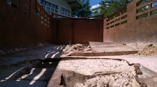 ขาย 10 ล้อดั้ม 2 เพลา ISUZU FXZ23NFY 240 แรงม้า คัสซีสวย เกียร์ Eston ทะเบียนพร้อมโอน ราคาต่อรองได้ครับ