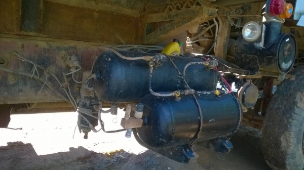 ขาย 10 ล้อดั้ม 2 เพลา ISUZU FXZ23NFY 240 แรงม้า คัสซีสวย เกียร์ Eston ทะเบียนพร้อมโอน ราคาต่อรองได้ครับ