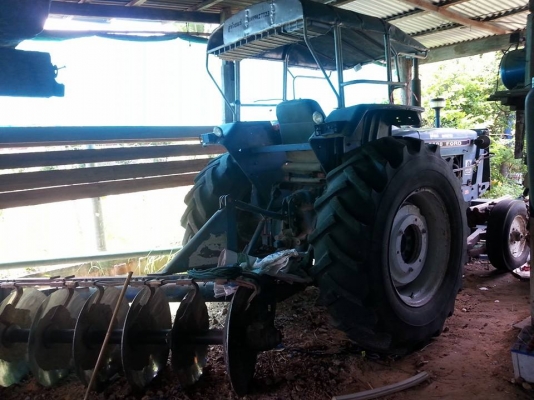 ขายรถไถ FORD T3 เครื่องดี ใช้งานได้ทุกระบบ อุปกรณ์ดันหน้า ผานหลัง สภาพสวยพร้อมใช้งาน สนใจโทร 090-8588220คุณนะ ID:narong498 หรือ www.truck.in.th/498