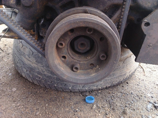 ขายเครื่อง 6D31Mitsubishi ตามสภาพครับ ขายเครื่อง 6D31Mitsubishi ตามสภาพครับ