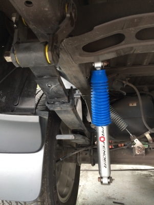 รับแก้ปัญหาช่วงล่าง รถกระบะ Mazda by Shock Profender