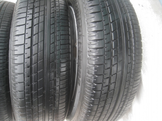 ขายล้อแม็กมือสอง honda city 15" พร้อมยางปี13 สนใจติดต่อเล็กคลองสามครับ 081-3747940