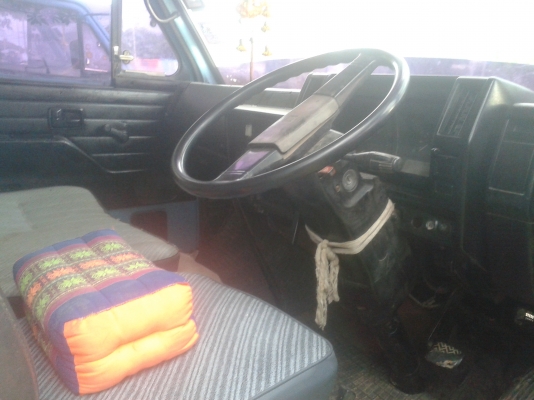 (ร้านรุ่งโรจน์ 082-1057078)ขาย 6 ล้อ ISUZU NKR 110 แรง รถห้างแท้ *เครื่องแห้ง แรง ดีสุดๆ แซสซีสวย ไม่ผุไม่ดาม พร้อมโอน พร้อมใช้งาน (ร้านรุ่งโรจน์ 082-1057078)ขาย 6 ล้อ ISUZU NKR 110 แรง รถห้างแท้ *เครื่องแห้ง แรง ดีสุดๆ แซสซีสวย ไม่ผุไม่ดาม พร้อมโอน พร้อมใช้งาน