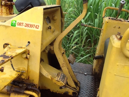 ขายรถแทรกเตอร์ตีนเป็ด KOMATSU P20-5