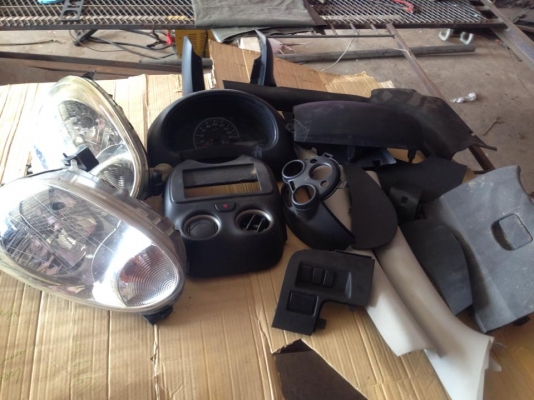 ขายซาก นิสสัน มาร์ช แถมเล่ม พร้อมปั้น ลดเหลือ 69,000 บาท