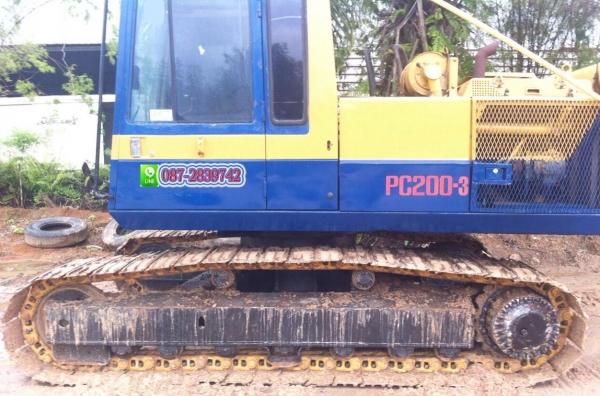 ขายรถแบคโฮบูมยาว มีให้เลือก 2 คัน (ขายเพียงคันเดียว)