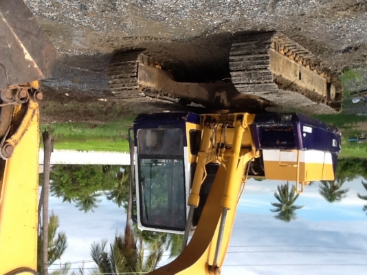 ขายด่วนแมคโครkomatsu pc100-3สภาพสวยๆราคา470000฿เอกสารอินวอย