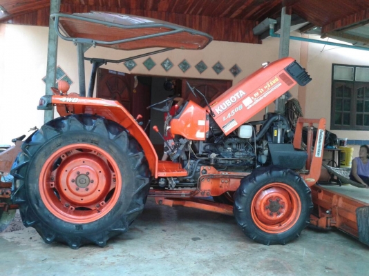 ขายรถไถ คูโบต้า 4508สภาพพร้อมใช้งาน อุปกร์ใบดันห้า ผานหลัง สภาพพร้อมใช้งาน เครื่องดี ใช้งานได้เลย