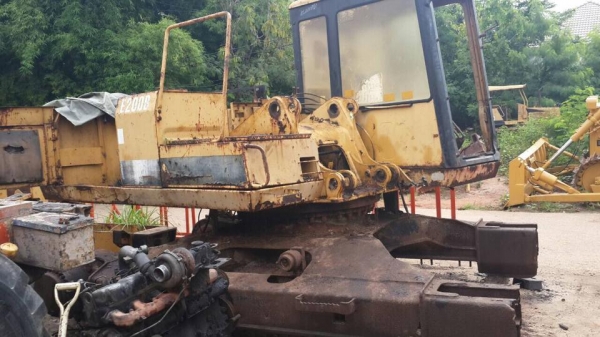 ขายตัวรถขุด CAT E200B สภาพตามรูป