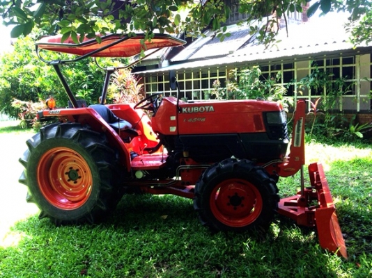 รถไถคูโบต้า L4508 4WD 45แรงม้า 2เพลา มีดันหน้า ยางดี เกียร์ดี เครื่องแน่น เช็คสภาพแล้ว พร้อมลุยงาน  มีทะเบียน พร้อมโอน ราคาคุยกันได้ครับ