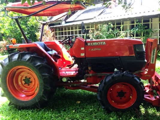 รถไถคูโบต้า L4508 4WD 45แรงม้า 2เพลา มีดันหน้า ยางดี เกียร์ดี เครื่องแน่น เช็คสภาพแล้ว พร้อมลุยงาน  มีทะเบียน พร้อมโอน ราคาคุยกันได้ครับ