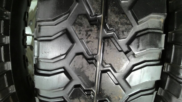 ขายยางmud dunlop33/12.5/15ปี12