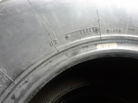 ขายยางmud dunlop33/12.5/15ปี12