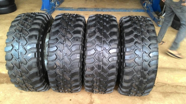 ขายยางmud dunlop33/12.5/15ปี12