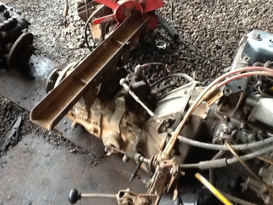 ขายครับเครื่อเกียร์4bd1. เครื่องฝิดวิ่งใกลสบายมีเลขครับแต่ไม่มีเอกสาร ขายครับเครื่อเกียร์4bd1. เครื่องฝิดวิ่งใกลสบายมีเลขครับแต่ไม่มีเอกสาร