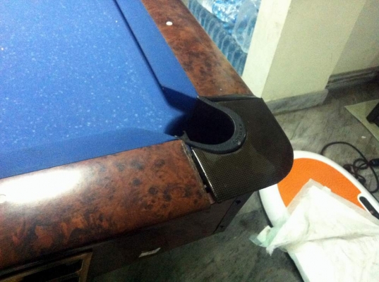 โต๊ะพูล พร้อมไม้ ลูก ครบชุด สภาพพอใช้