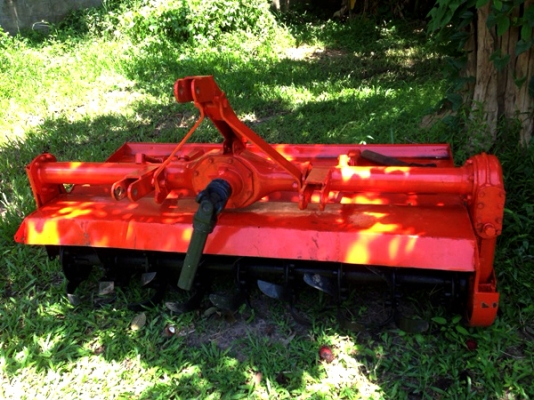 โรตารี่ คูโบต้า ขนาด 1.65 เมตร สภาพดี พร้อมยอย รายละเอียดสอบถามได้ครับ