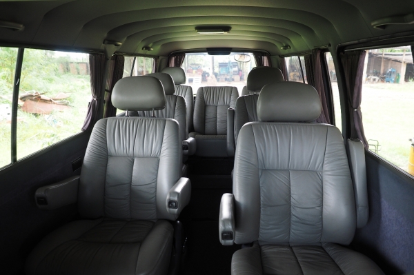 ขายรถตู้ Toyota Super Custom ปี 2000 ช่วงยาว รถประกอบนอกญี่ปุ่นทั้งคัน สภาพสวยมาก