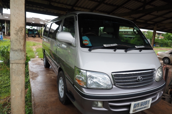 ขายรถตู้ Toyota Super Custom ปี 2000 ช่วงยาว รถประกอบนอกญี่ปุ่นทั้งคัน สภาพสวยมาก