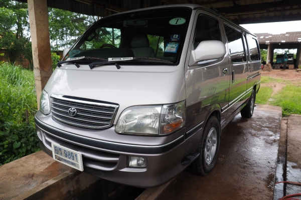ขายรถตู้ Toyota Super Custom ปี 2000 ช่วงยาว รถประกอบนอกญี่ปุ่นทั้งคัน สภาพสวยมาก