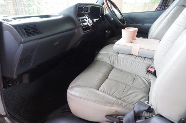 ขายรถตู้ Toyota Super Custom ปี 2000 ช่วงยาว รถประกอบนอกญี่ปุ่นทั้งคัน สภาพสวยมาก