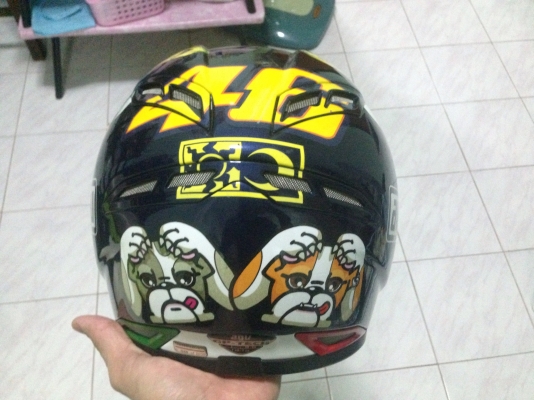 ขายหมวกกันน๊อคAGV GP TECHรุ่นLIMITEDสภาพ90\%ชิวเบิกใหม่ภายในสวย