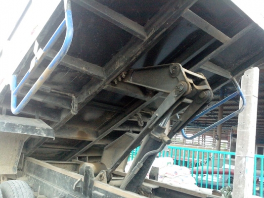 ขายรถบรรทุกหกล้อดั้มมิซูบิชิ ยูโร 2 FK 457Hเครื่อง6D16 เท อร์โบ 220 แรงม้า รถปี 46
