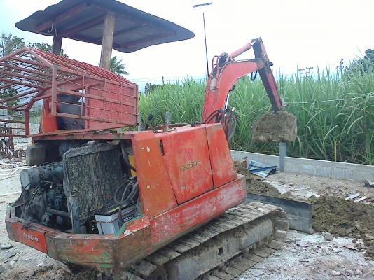 ขายแบ็คโฮคูโบต้า KH027  ราคาถูกๆ 125,000