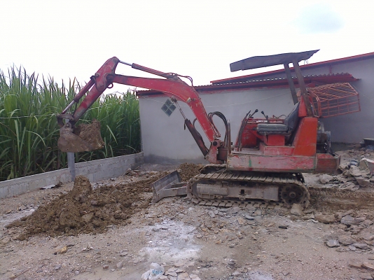 ขายแบ็คโฮคูโบต้า KH027  ราคาถูกๆ 125,000