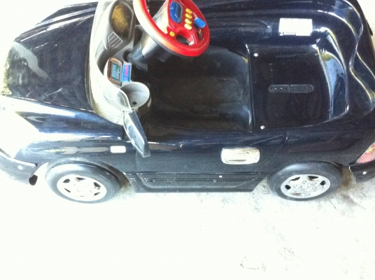 รถยนต์เด็กนั่งขับนำเข้าจากญี่ปุ่น เป็นรุ่น TOYOTA ขับสนุกเดินหน้า-ถอดหลังได้