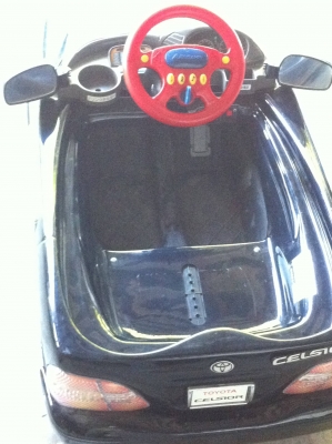 รถยนต์เด็กนั่งขับนำเข้าจากญี่ปุ่น เป็นรุ่น TOYOTA ขับสนุกเดินหน้า-ถอดหลังได้