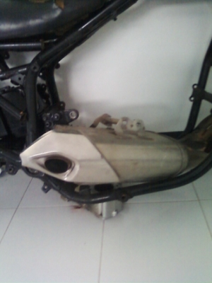 ท่อไอเสีย Kawasaki er6n/vesys  ราคา 1200บาท