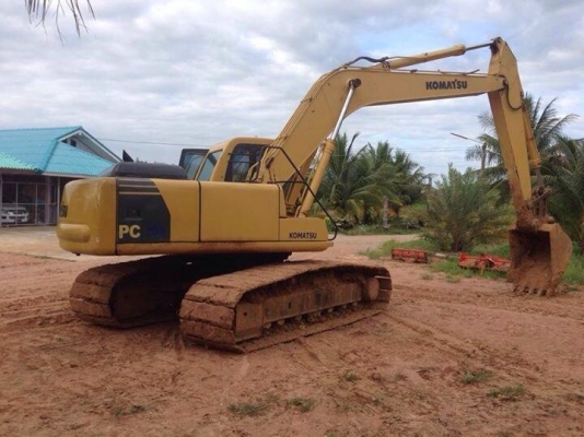 ขายแบคโฮ komatsu pc200-6 สภาพสวยมาก