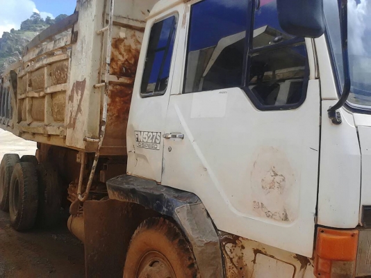 ขายด่วนครับ HINO 1J กับ 3H ดั้มทั้งสองคันครับ ขายเหมา 2 คันครัว