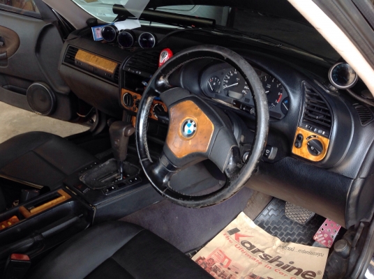 ขายBMW318i เครื่อง1jโบ120,000 บาท