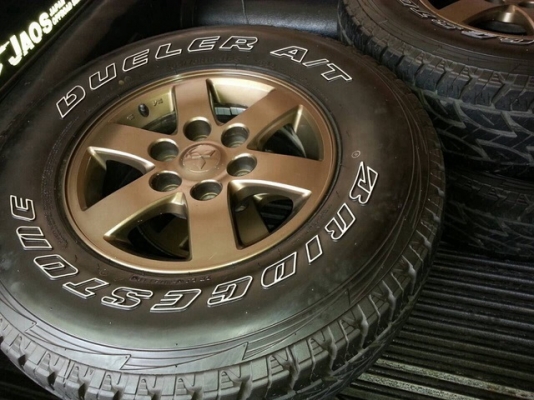 ขายล้อ  ปาเจโร่สปอร์ต พร้อมยาง AT