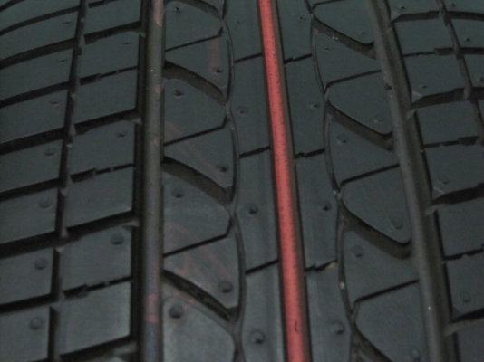 ขายยางติดรถป้ายแดง Bridgestone ขอบ 15 ปี 14 ขนาด 175 65R 15
