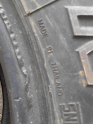 285/75R16 MAXXIS BIGHORN ชุด 4 เส้น ปี 2012 TEL.081-427-3941