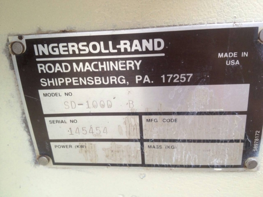 ขายด่วนครับ รถบด 3 ล้อ Ingersollrand D-100D สวยมากครับ ซื้อมาแล้วยังไม่ได้ใช้งาน เลยครับ