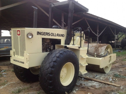 ขายด่วนครับ รถบด 3 ล้อ Ingersollrand D-100D สวยมากครับ ซื้อมาแล้วยังไม่ได้ใช้งาน เลยครับ