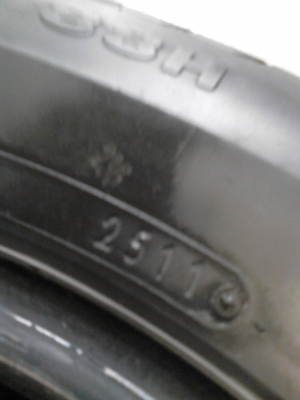 195/60R15  DUNLOP SP SPORT490 ( MADE IN THAILAND )  ชุด  4 เส้น  TEL.081-427-3941