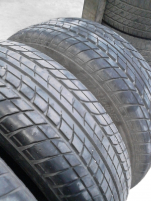 195/60R15  DUNLOP SP SPORT490 ( MADE IN THAILAND )  ชุด  4 เส้น  TEL.081-427-3941