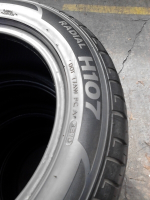 195/55R15 AURORA  RADIAL H107  ชุด 4 เส้น TEL.081-427-3941